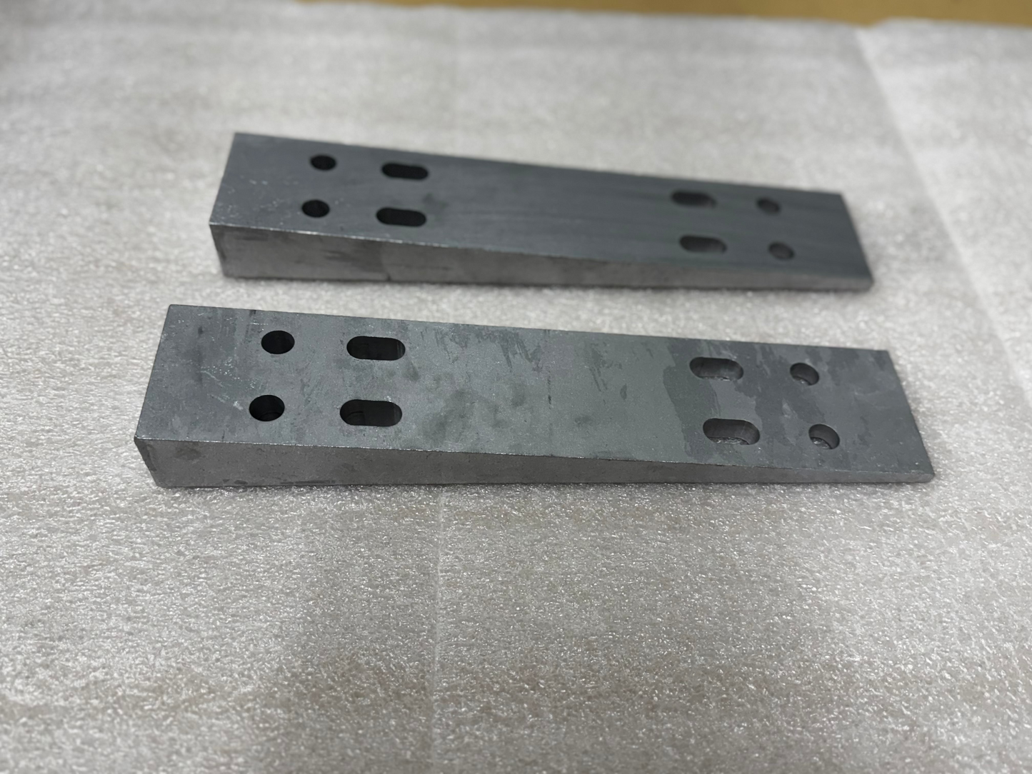 Reversible Transom Wedges